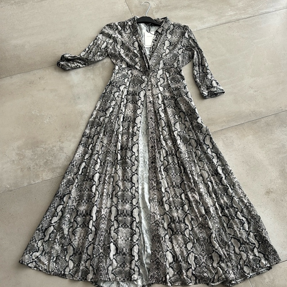 Zara maxi dress size small